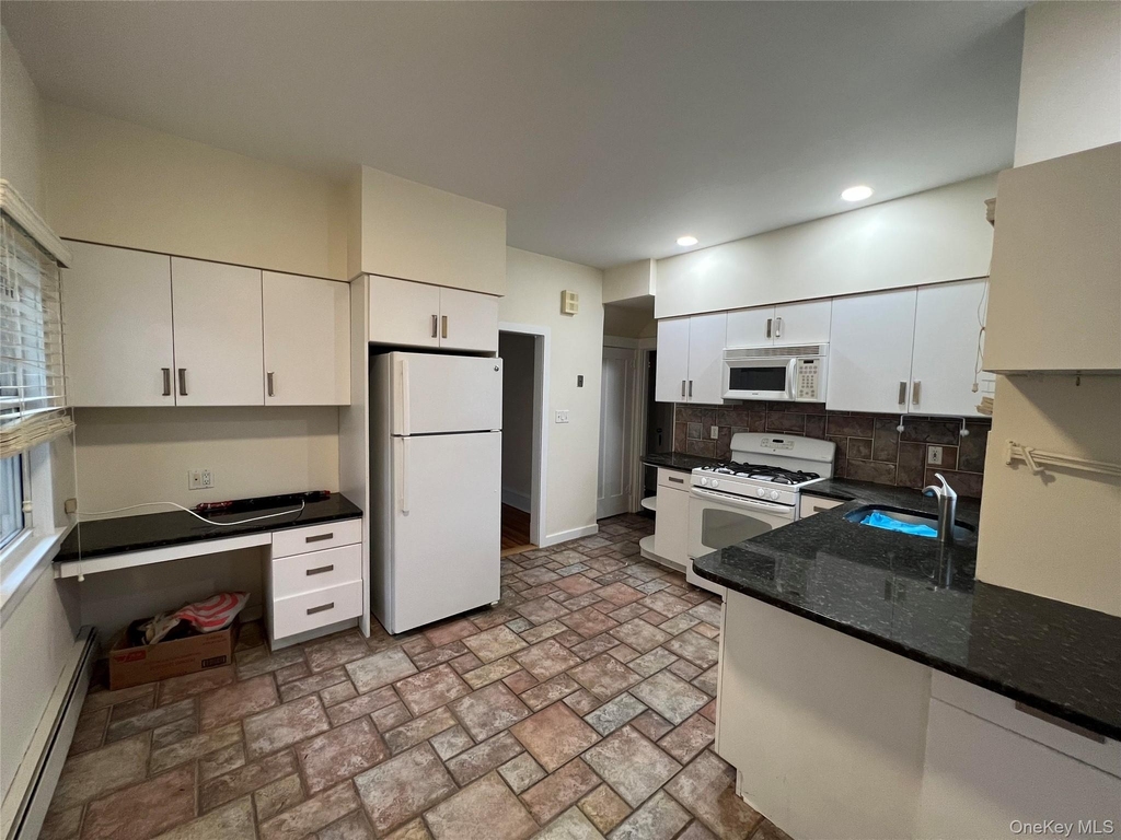 8 Bogart Avenue - Photo 12