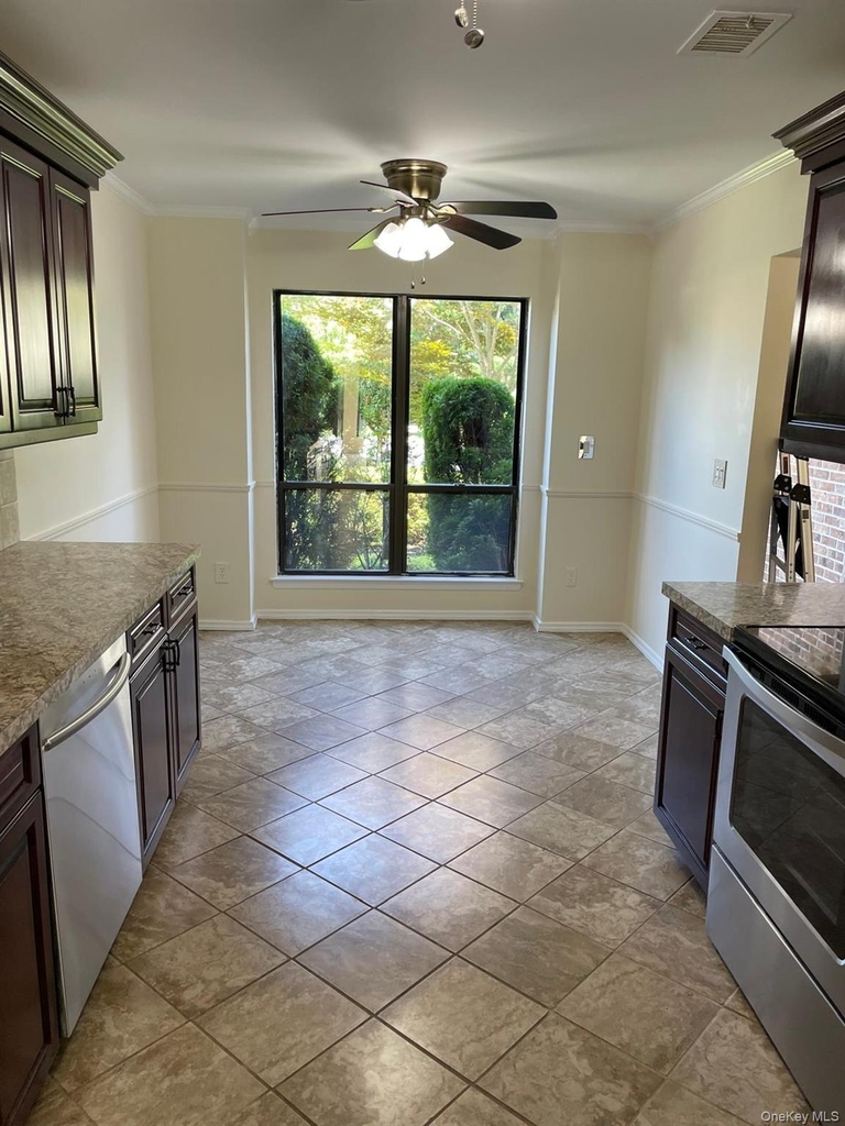261 Pond View Ln - Photo 7