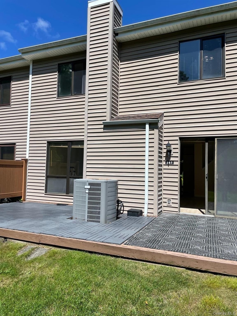 261 Pond View Ln - Photo 3