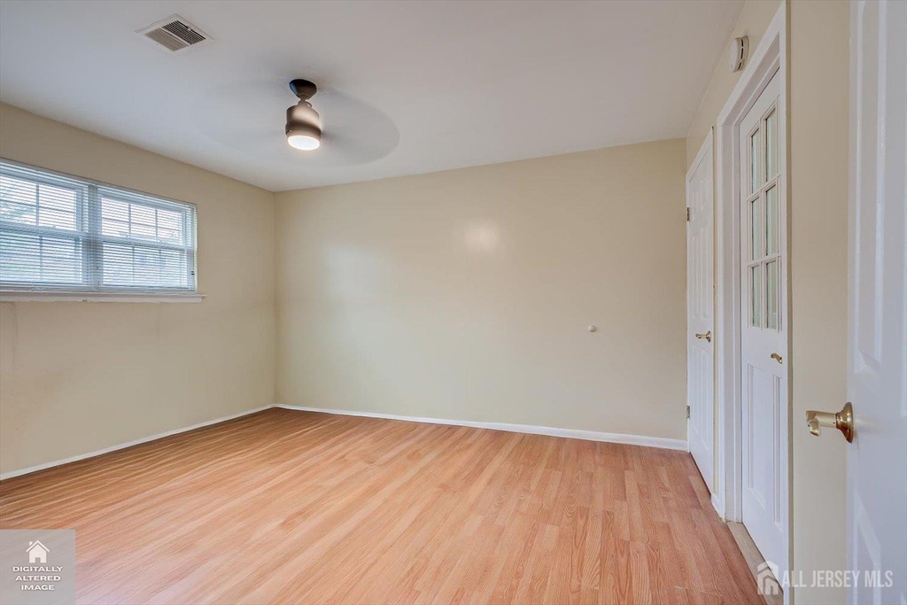 434 College Drive - Photo 11
