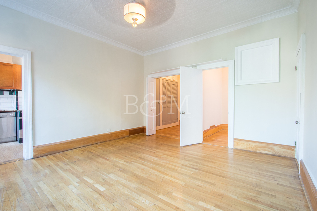 152 N 8th Street - Photo 1