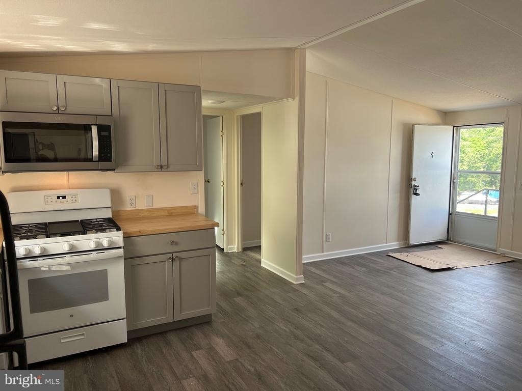 111 Dugan Court - Photo 12