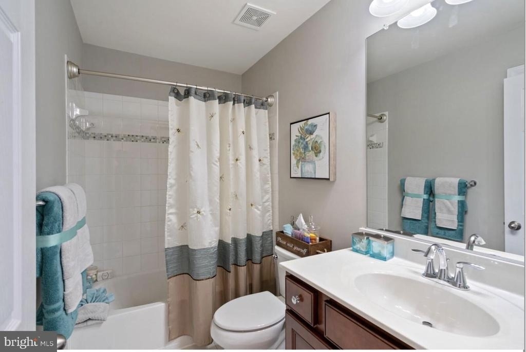 3028 Landing Eagle Court - Photo 17