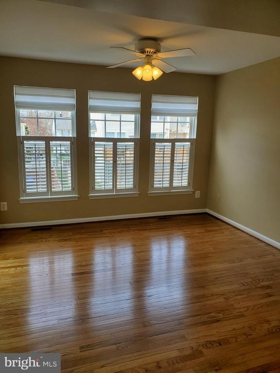 4940 Marshlake Lane - Photo 2