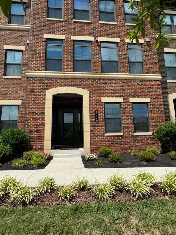 43349 Stadium Terrace - Photo 2