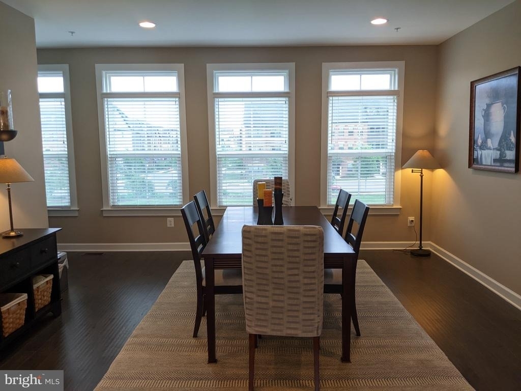 43349 Stadium Terrace - Photo 8