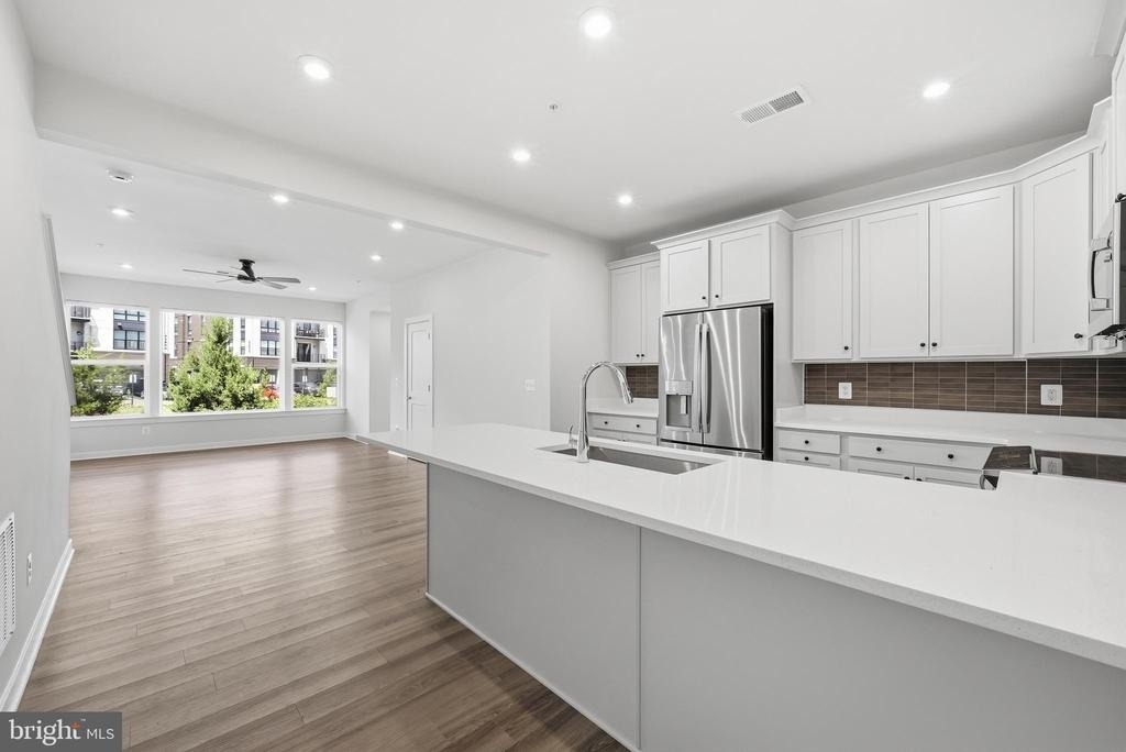 43732 Transit Square - Photo 6