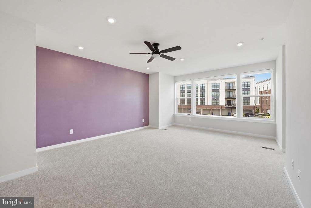 43732 Transit Square - Photo 13