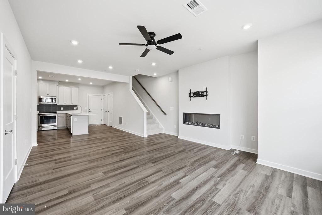43732 Transit Square - Photo 18
