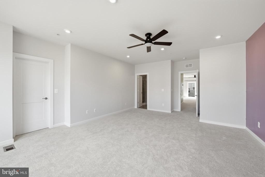 43732 Transit Square - Photo 14