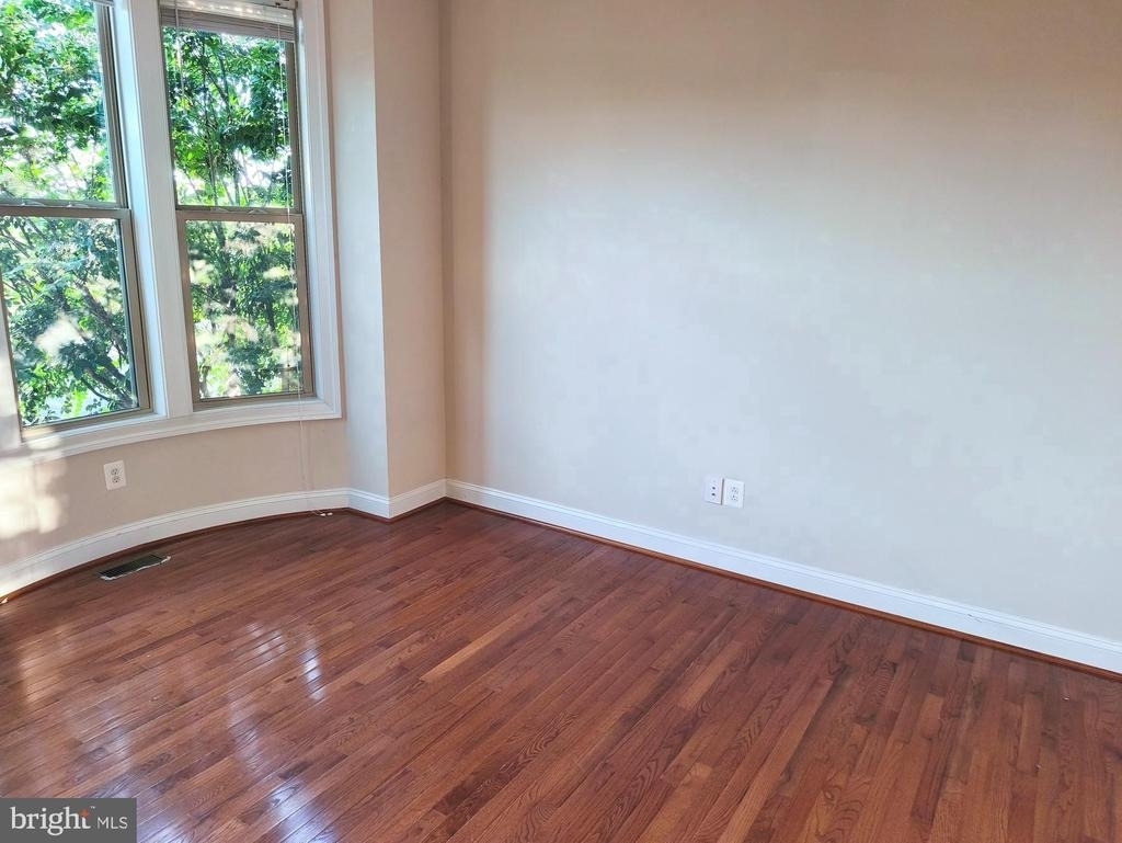 20792 Exchange Street - Photo 9