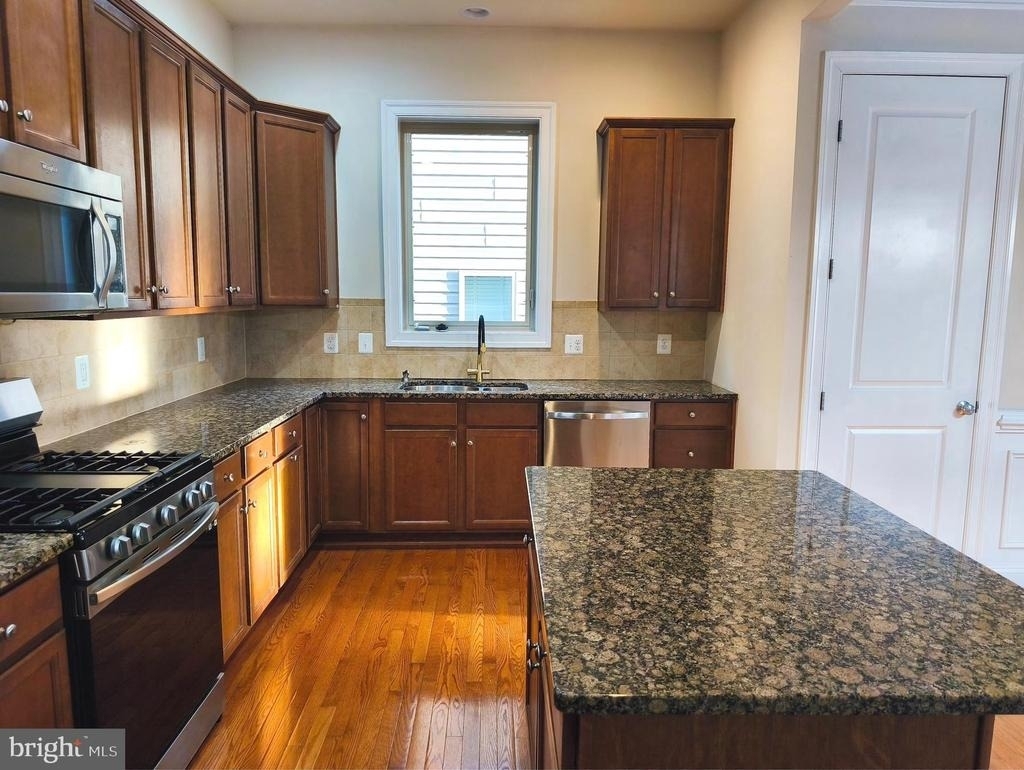 20792 Exchange Street - Photo 18
