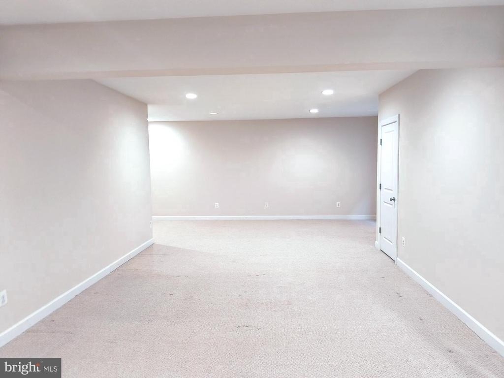 20792 Exchange Street - Photo 39