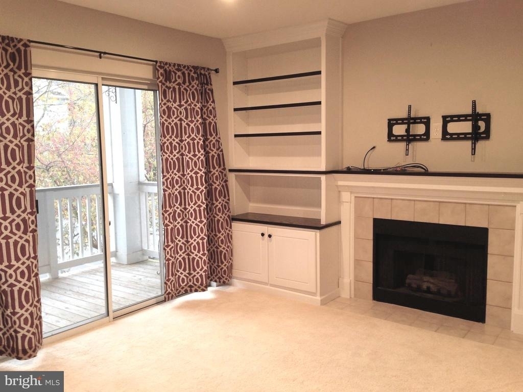 20311 Beechwood Terrace - Photo 2