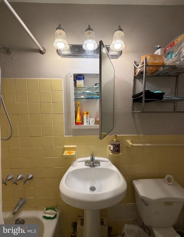 1121 Arlington Boulevard - Photo 8