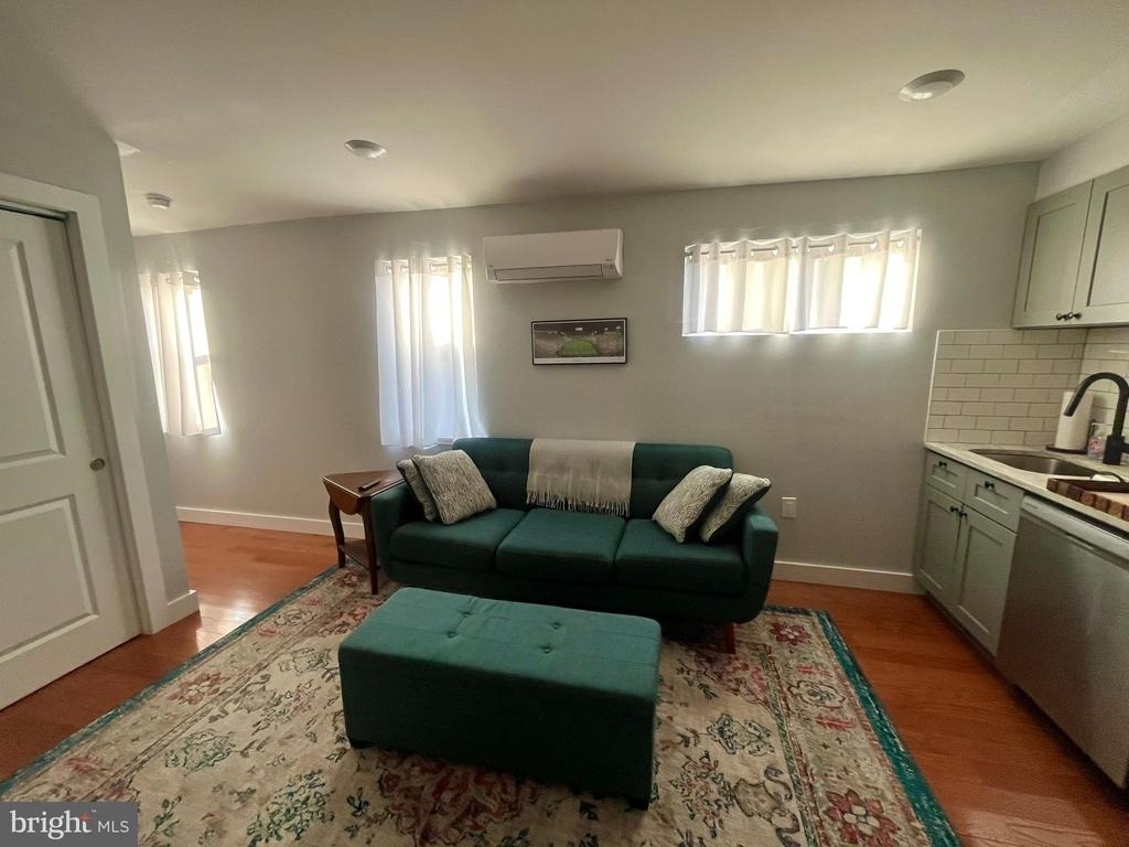 4508 Walnut Street - Photo 4