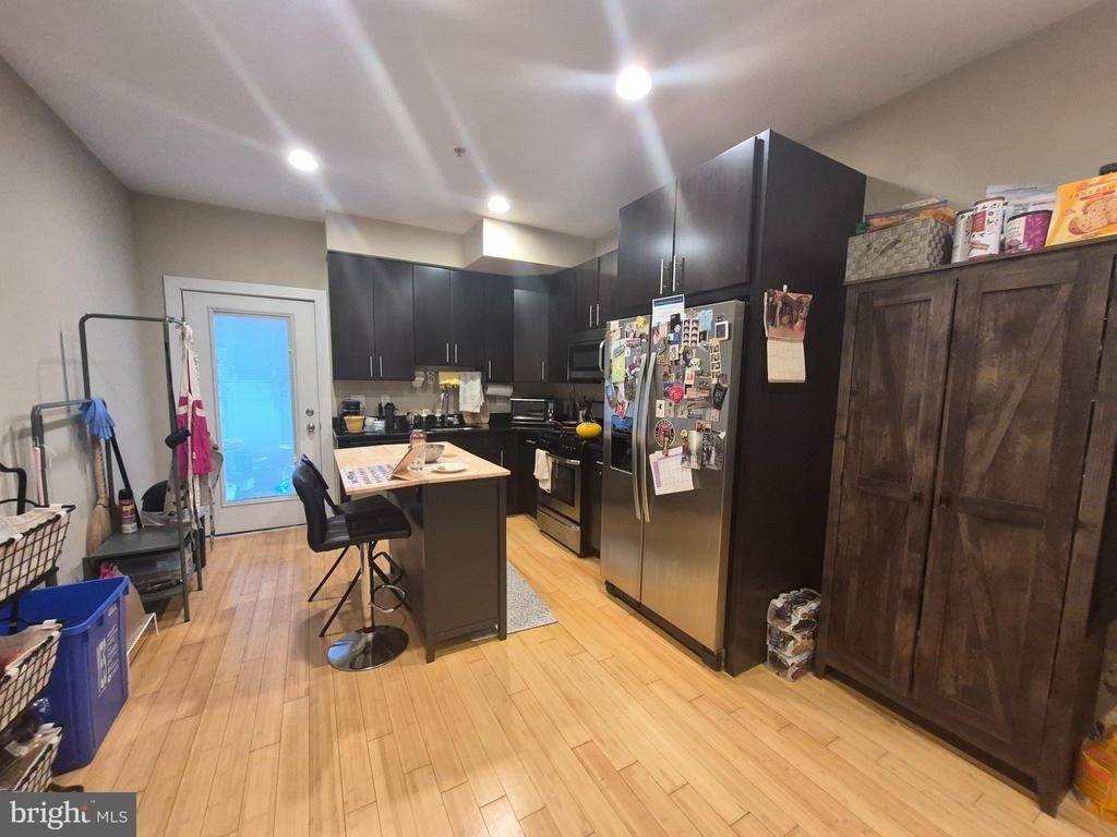 2544 Montrose Street - Photo 4