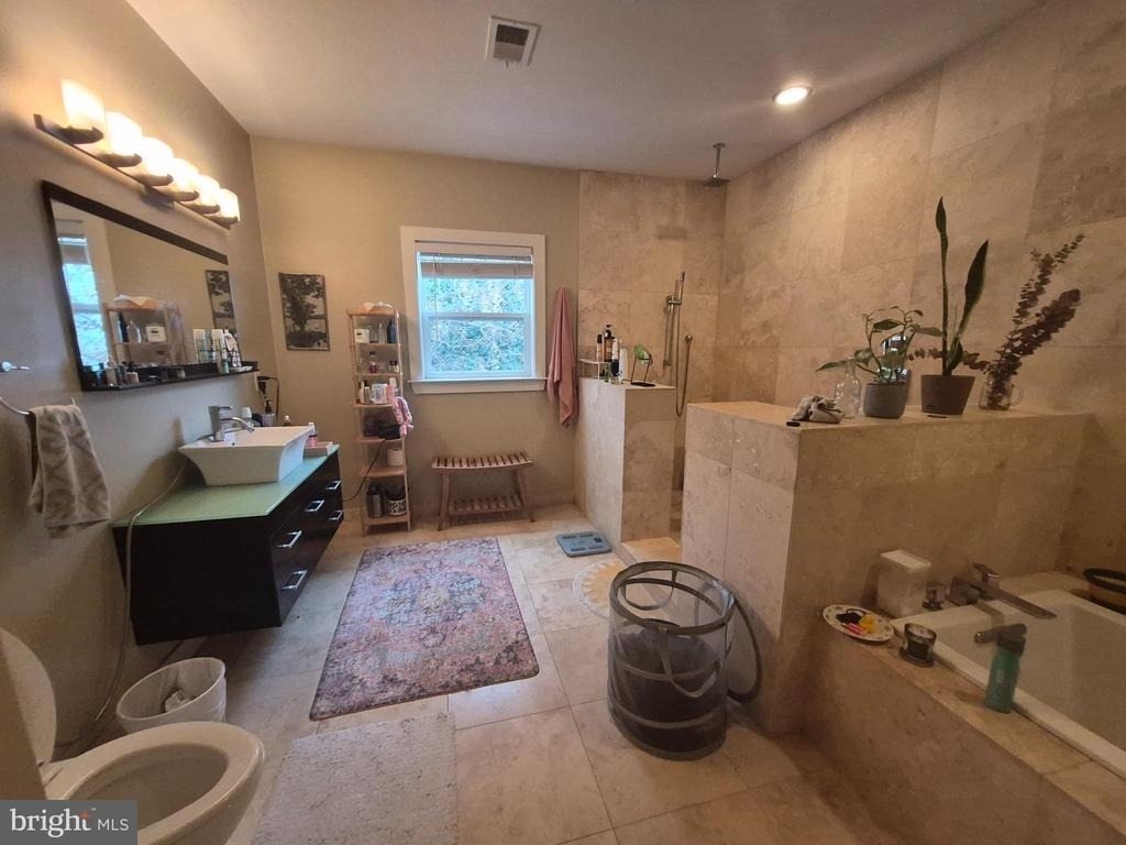 2544 Montrose Street - Photo 13