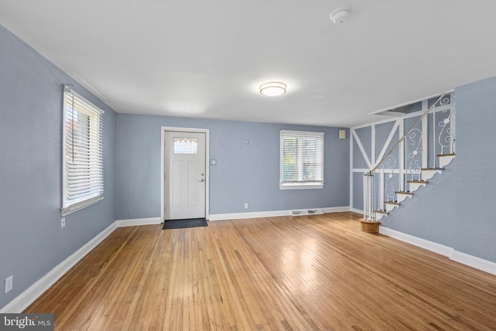 816 Laurel Road - Photo 5