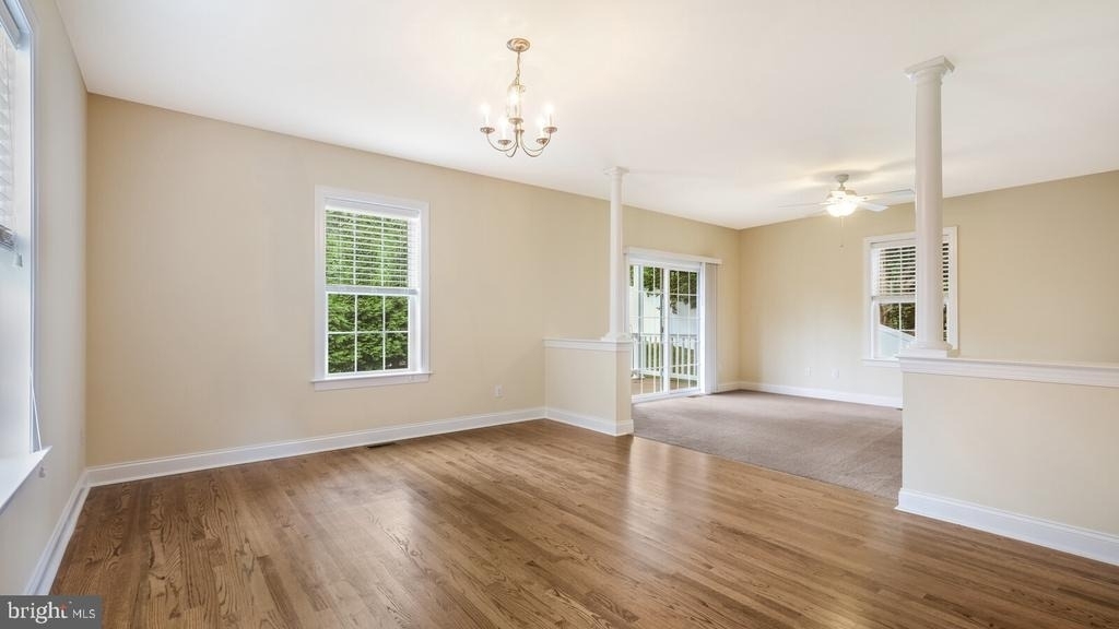 831 N Jackson Street - Photo 7