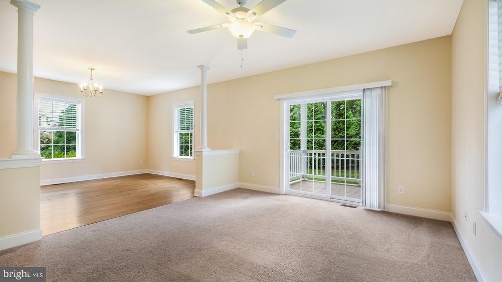 831 N Jackson Street - Photo 9