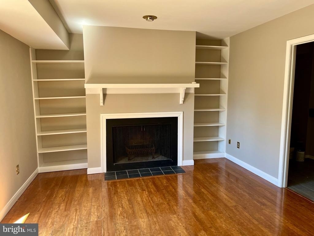 306 Worthington Drive - Photo 2