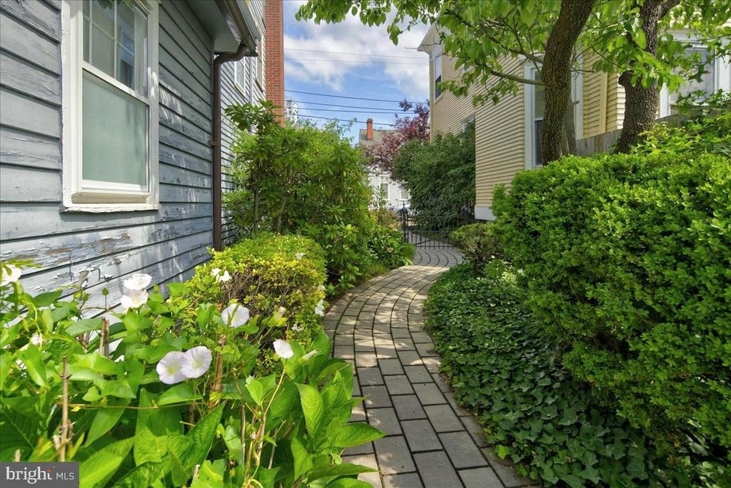 14 W Delaware Avenue - Photo 34