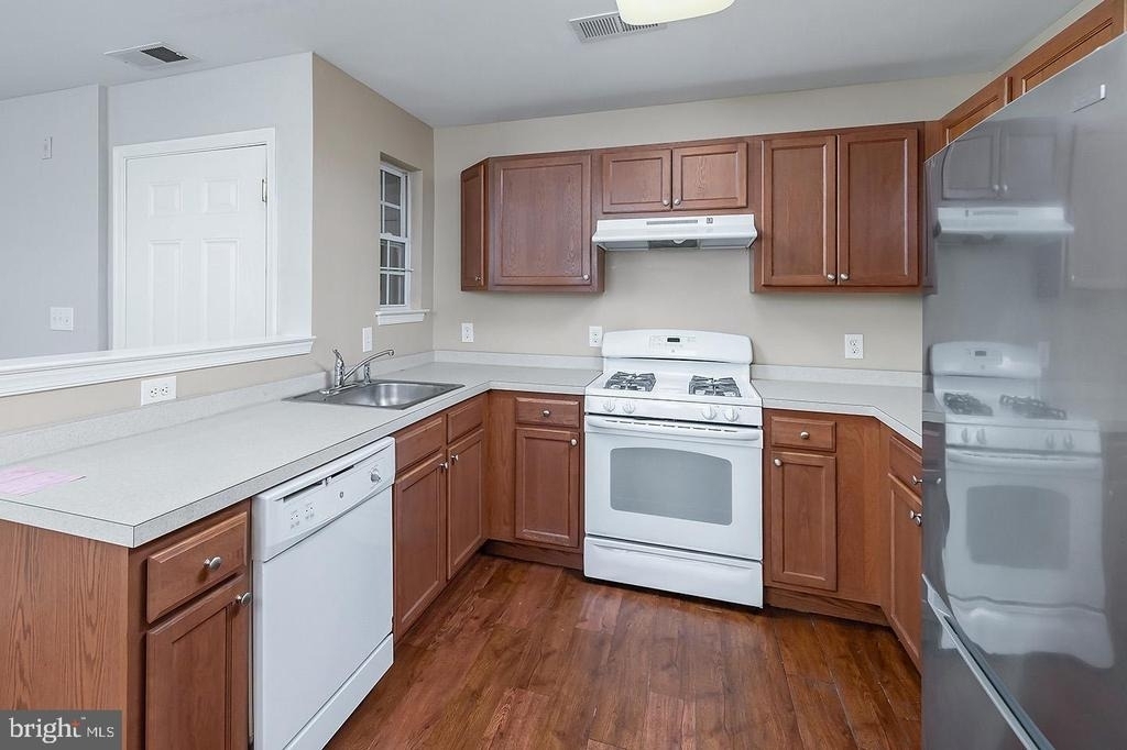 1122 Tristram Circle - Photo 8