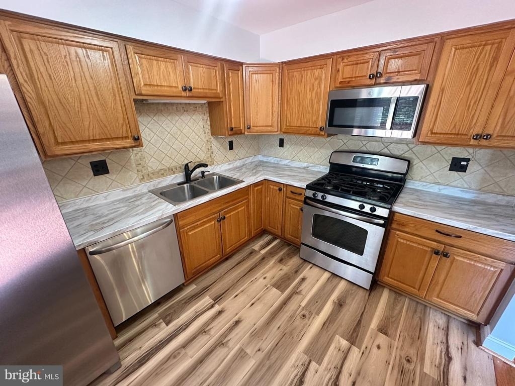 11546 Cosca Park Place - Photo 4