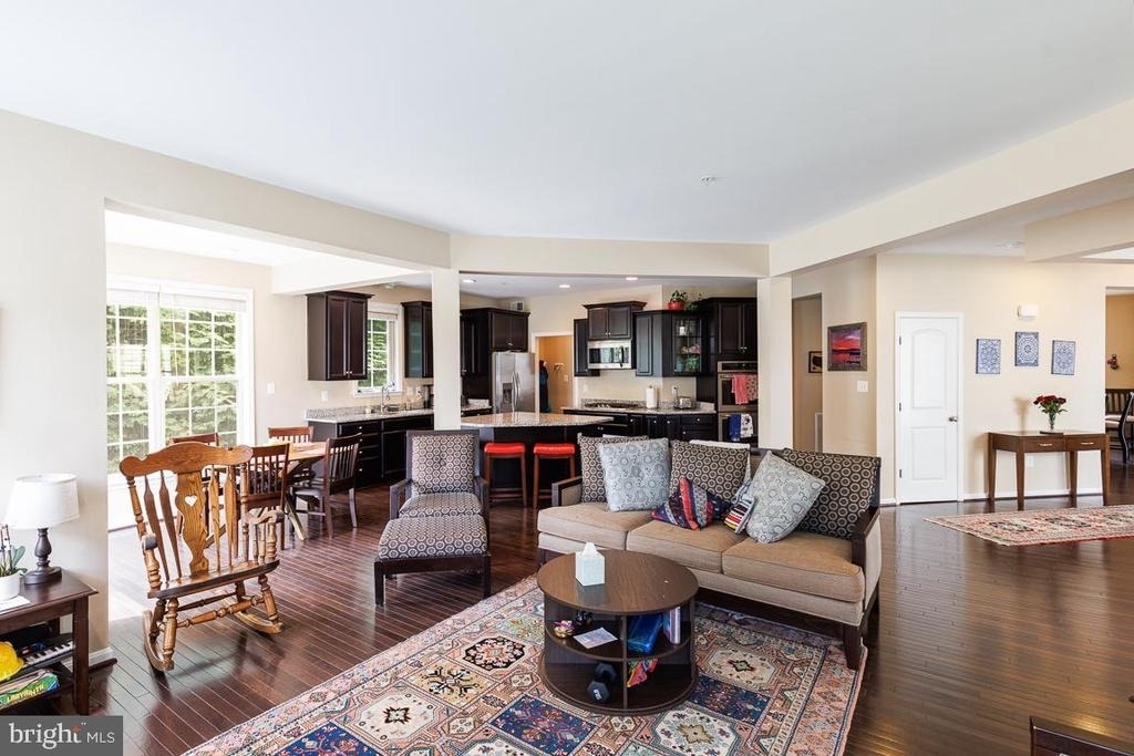 9203 Rice Avenue - Photo 9
