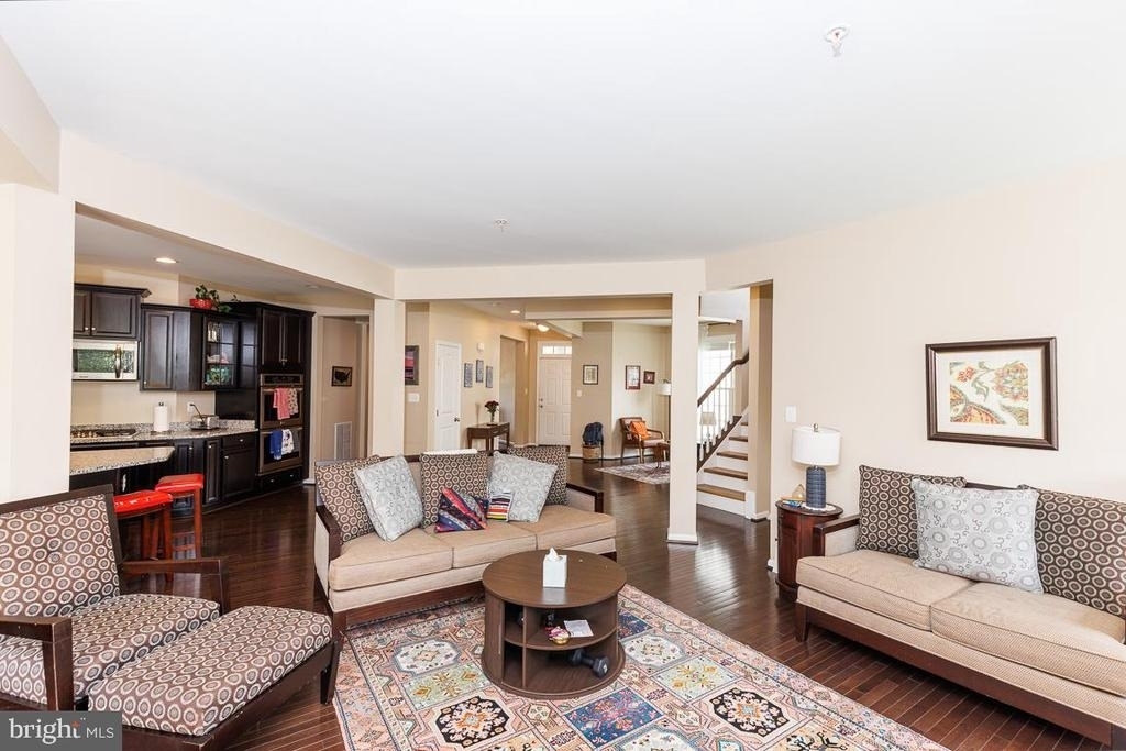 9203 Rice Avenue - Photo 8
