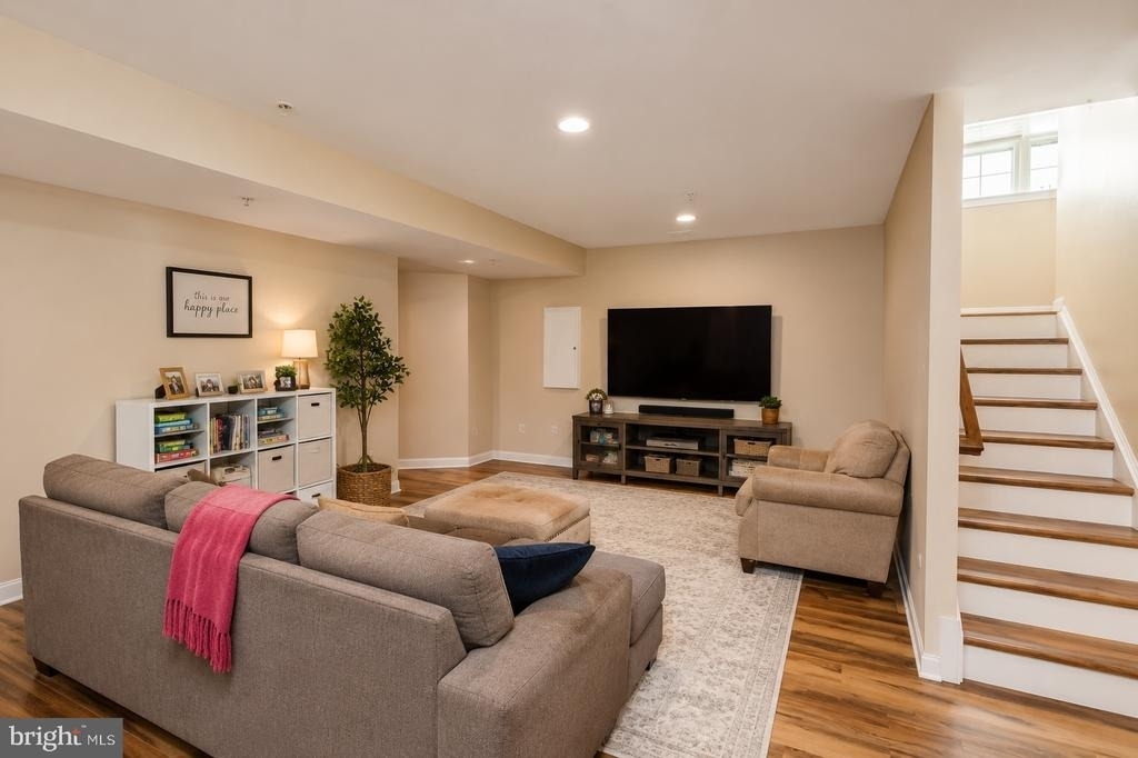9203 Rice Avenue - Photo 46