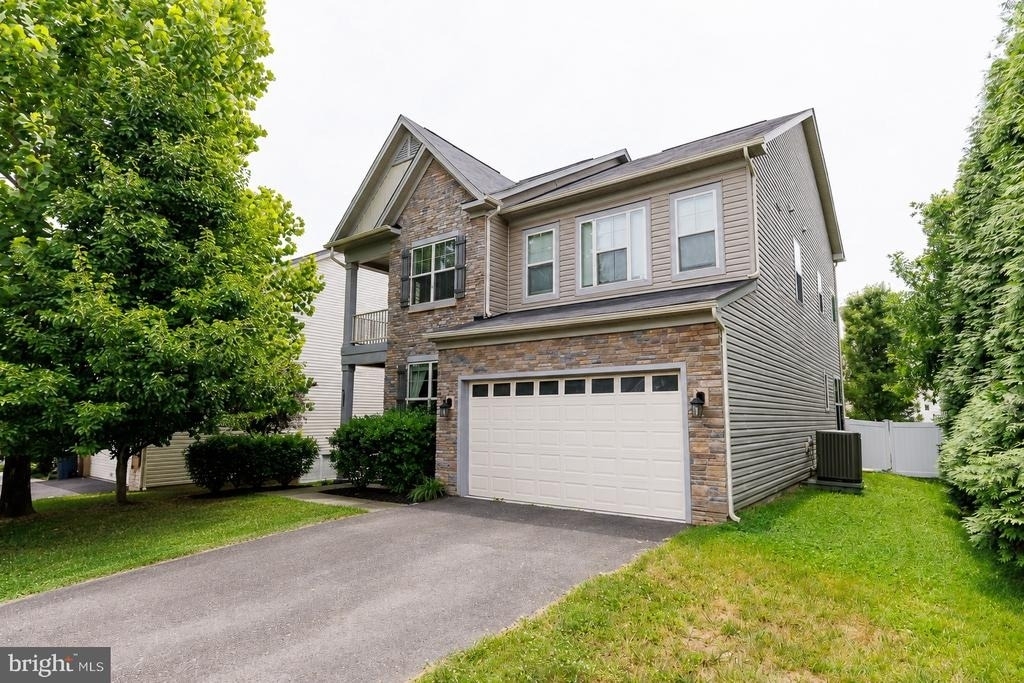 9203 Rice Avenue - Photo 0
