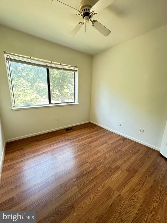 8205 Canning - Photo 9