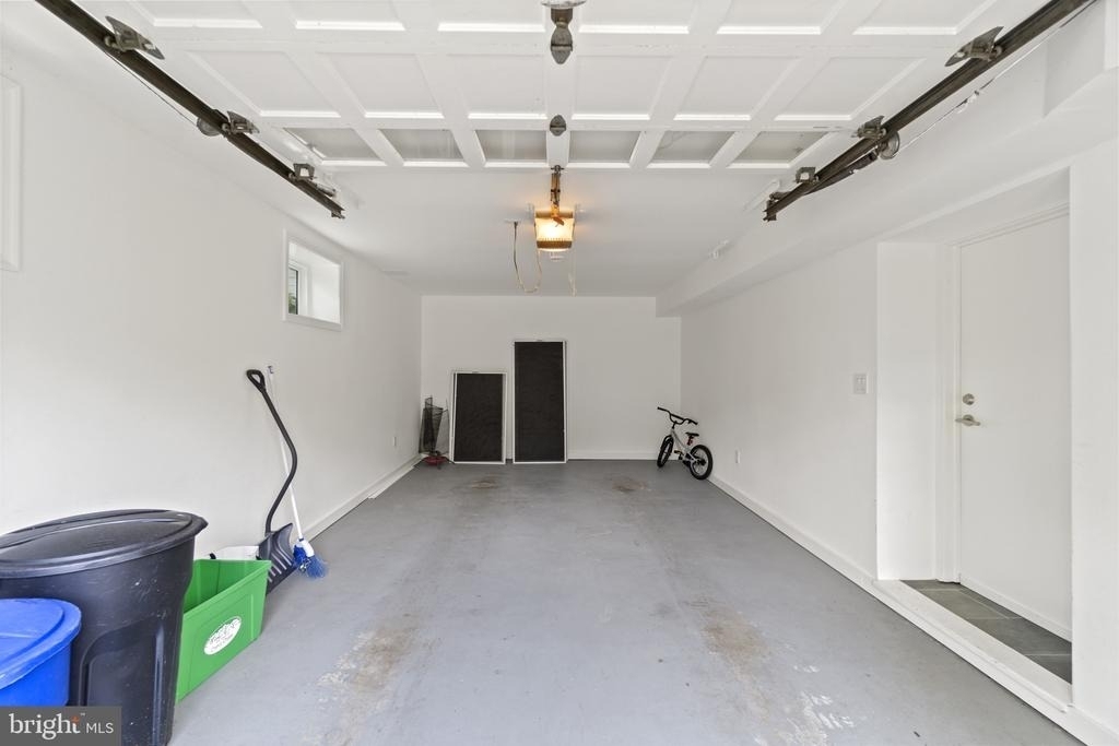 3901 Woodbine Street - Photo 29
