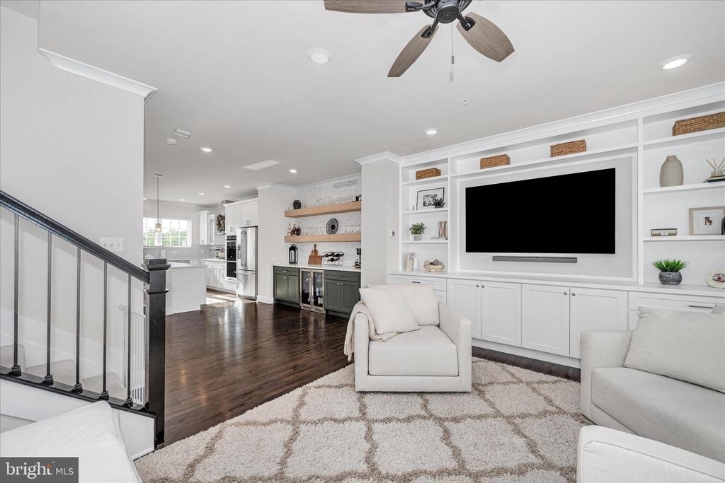 7963 Potter Place - Photo 8