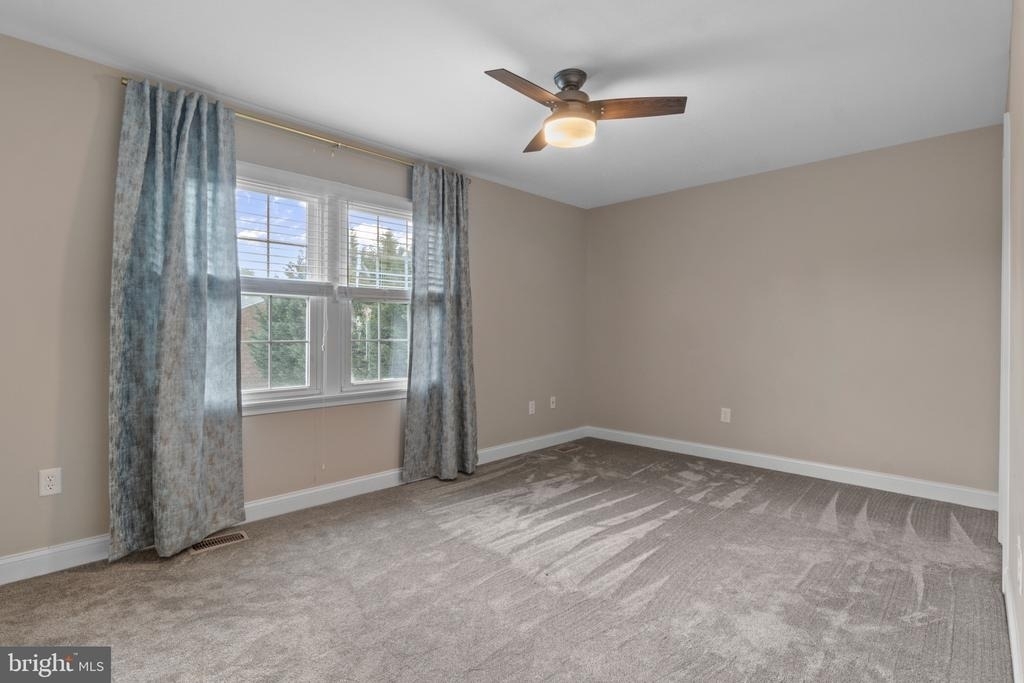 322 Harlan Square - Photo 25
