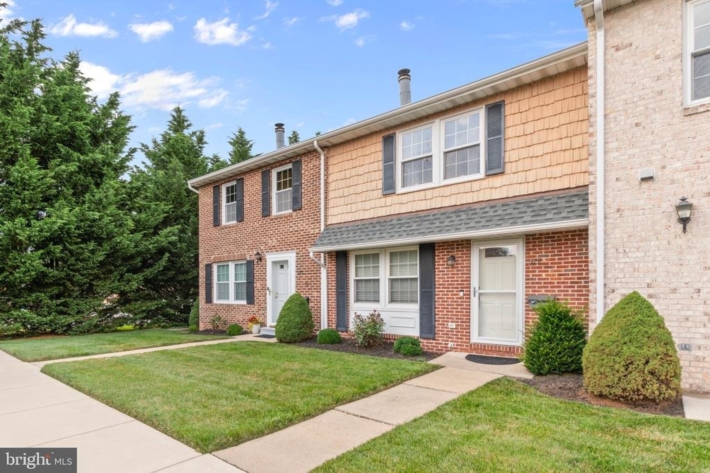 322 Harlan Square - Photo 35