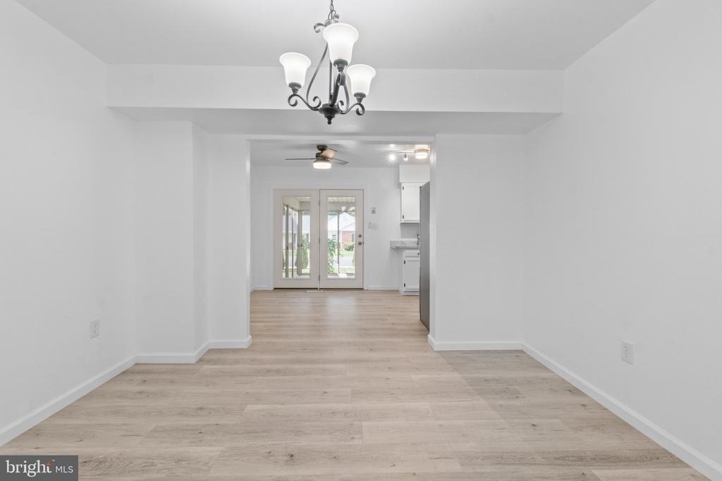 322 Harlan Square - Photo 6