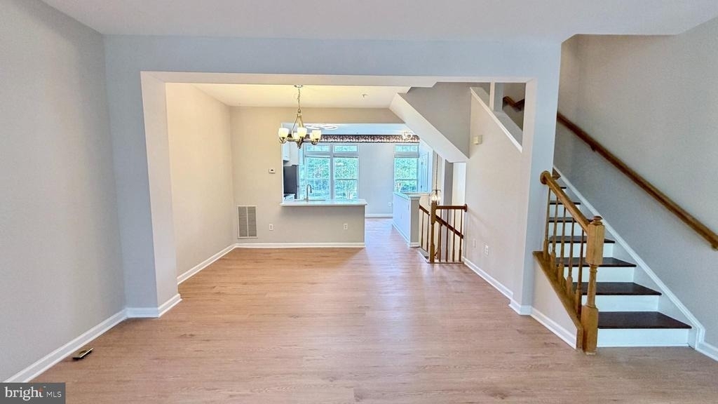 603 Eisenhower Drive - Photo 5