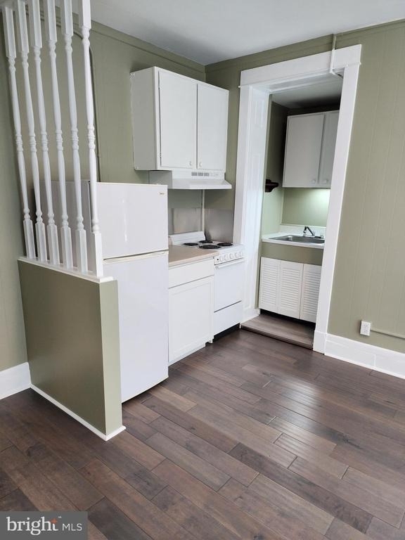 316 Upper College Terrace - Photo 3