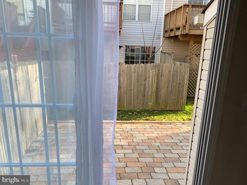 9528 Sea Gull Court - Photo 5