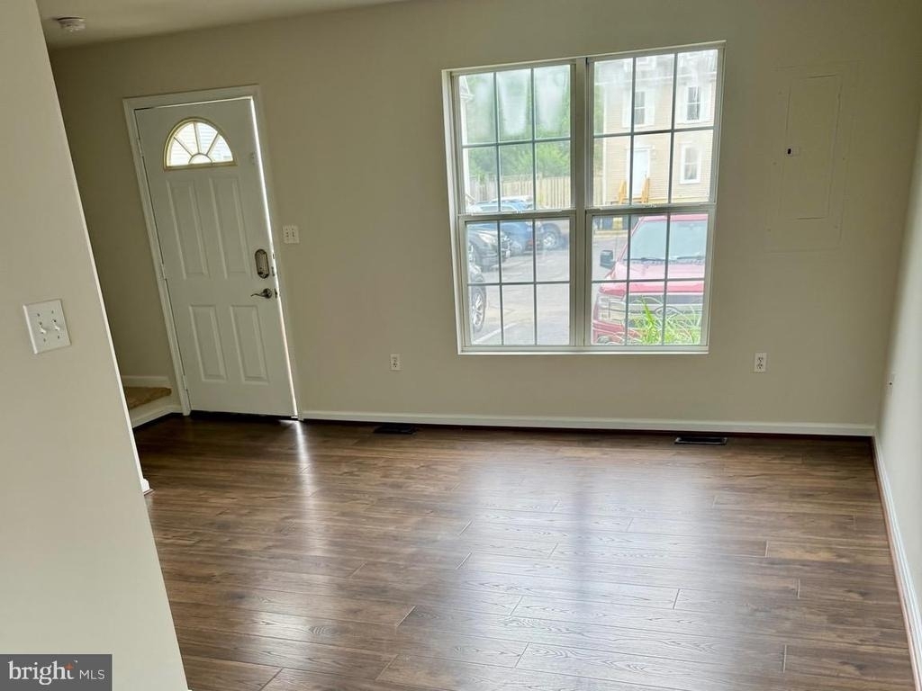 9528 Sea Gull Court - Photo 11