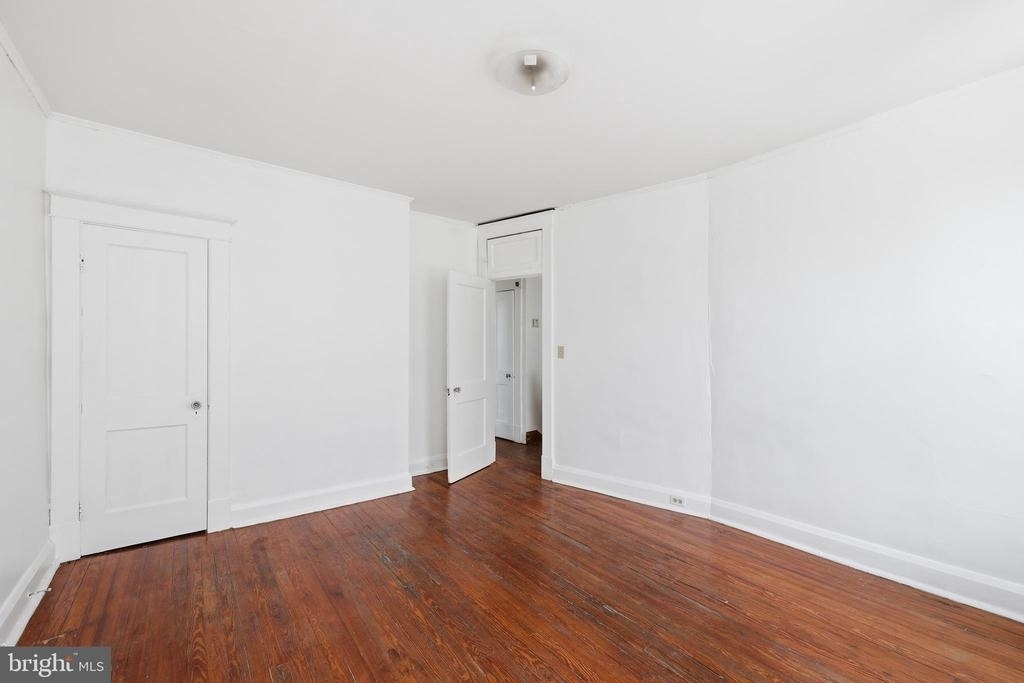 3202 Cliftmont Avenue - Photo 5