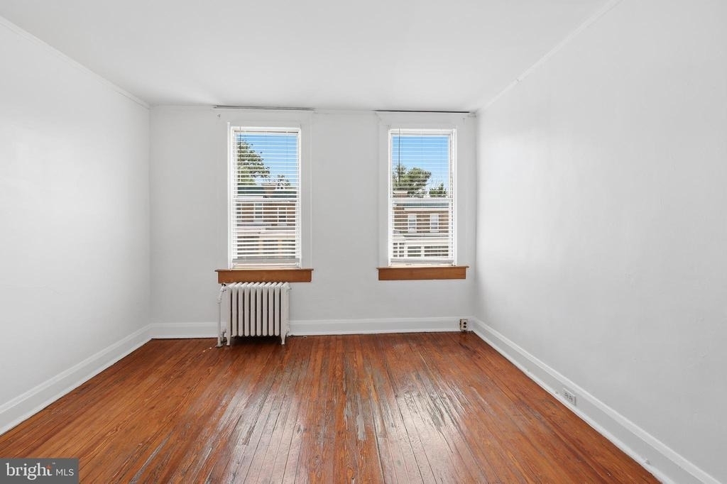 3202 Cliftmont Avenue - Photo 8