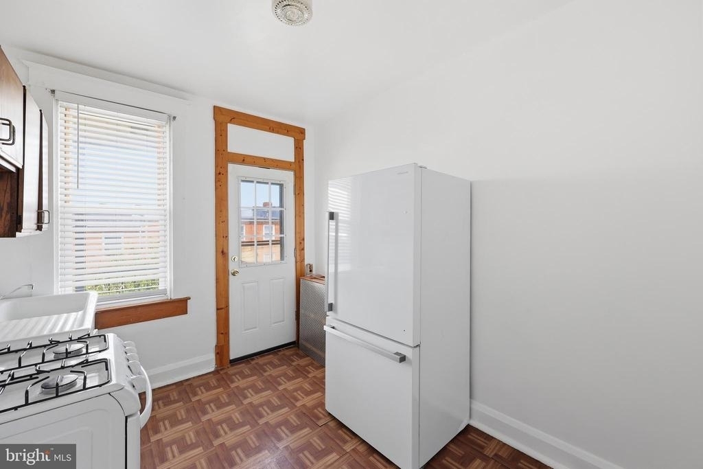 3202 Cliftmont Avenue - Photo 12
