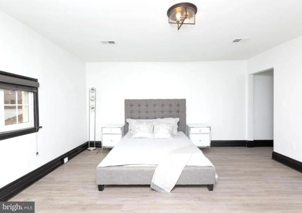 606 Cathedral Street - Photo 4