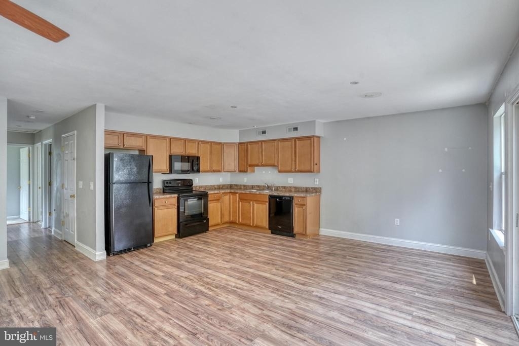 203 Hamilton Street - Photo 2
