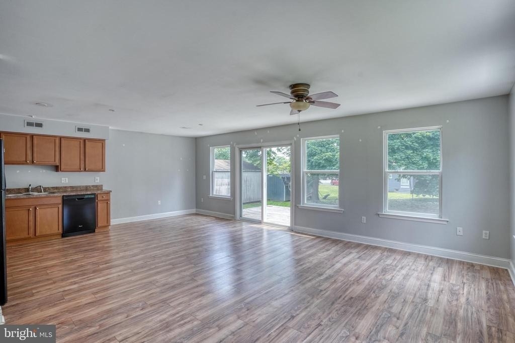 203 Hamilton Street - Photo 5
