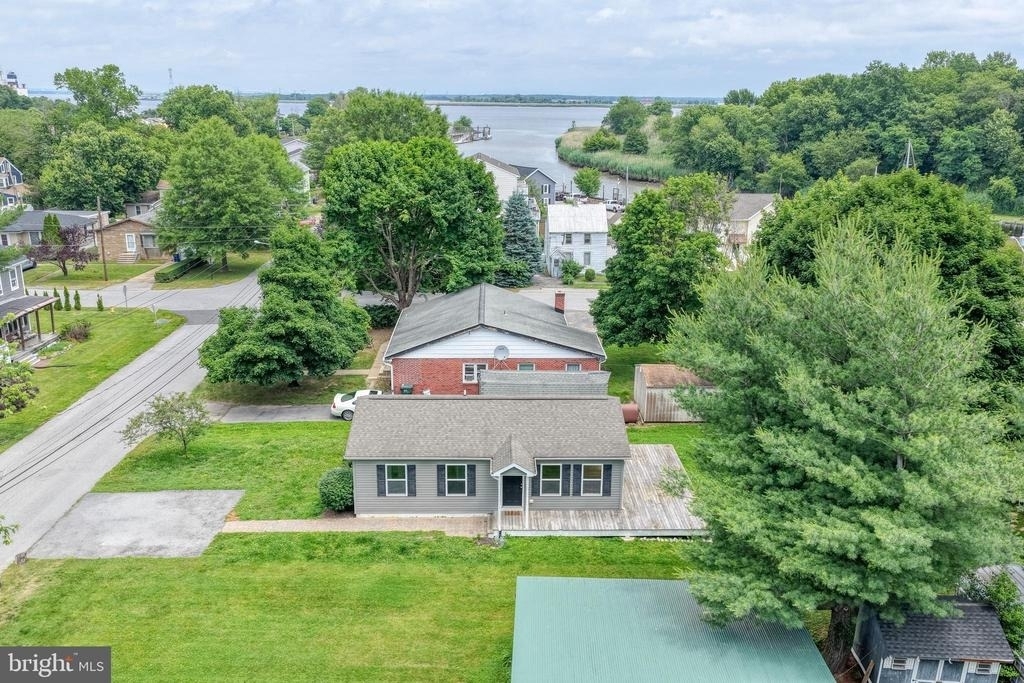 203 Hamilton Street - Photo 19